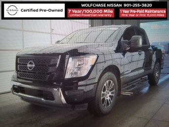 2024 Nissan Titan SV's photo