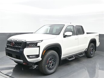 2026 Nissan Frontier PRO-4X's photo