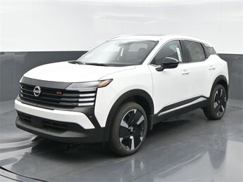 2026 Nissan KICKS SR's photo