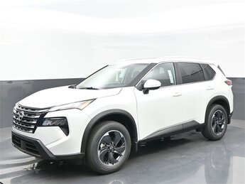 2026 Nissan Rogue SV's photo