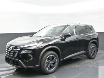 2026 Nissan Rogue SV's photo