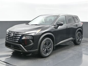 2026 Nissan Rogue SV's photo