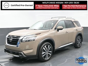 2024 Nissan Pathfinder Platinum's photo