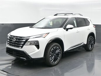 2026 Nissan Rogue Platinum's photo