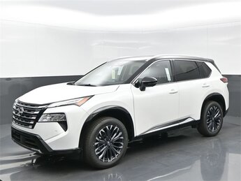 2026 Nissan Rogue Platinum's photo