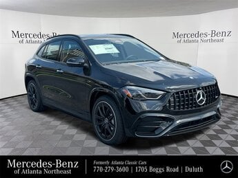 2026 Mercedes-Benz GLA AMG GLA 35's photo
