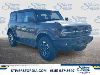 2025 Ford Bronco 4-Door Outer Banks's photo