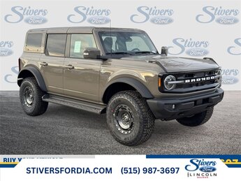 2025 Ford Bronco 4-Door Outer Banks's photo