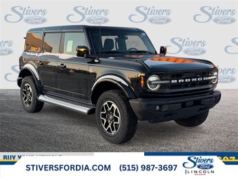 2025 Ford Bronco 4-Door Outer Banks's photo