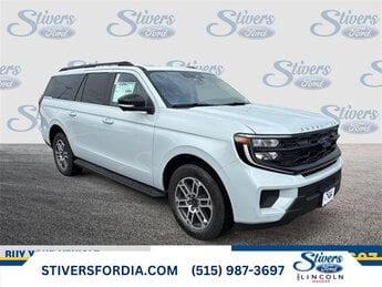 2025 Ford Expedition Active's photo