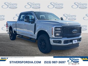 2026 Ford F-350 Super Duty Lariat's photo
