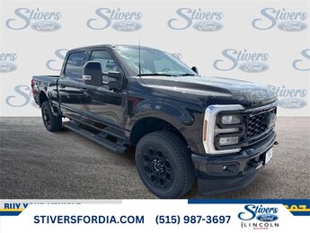2025 Ford F-350 Super Duty Lariat's photo