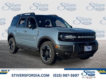 2025 Ford Bronco Sport Outer Banks's photo