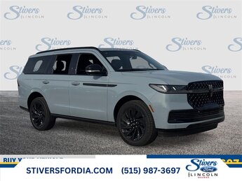2025 Lincoln Navigator Reserve's photo