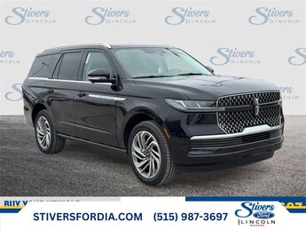 2026 Lincoln Navigator Reserve's photo