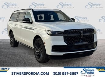 2025 Lincoln Navigator Reserve L's photo