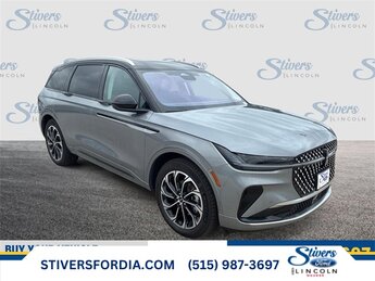 2025 Lincoln Nautilus Reserve's photo