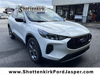2026 Ford Escape ST-Line's photo
