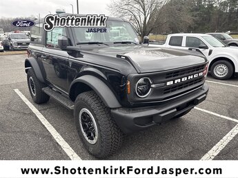 2025 Ford Bronco 2-Door Base's photo