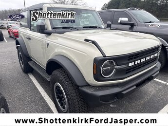 2025 Ford Bronco 2-Door Base's photo