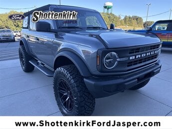 2025 Ford Bronco 4-Door Base's photo
