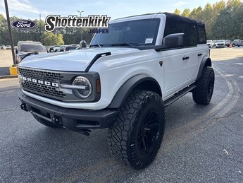 2025 Ford Bronco 4-Door Badlands's photo