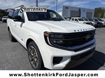 2025 Ford Expedition King Ranch's photo