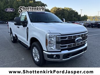 2026 Ford F-250 Super Duty XL's photo