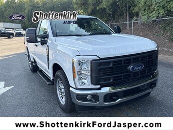 2026 Ford F-350 Super Duty XL's photo