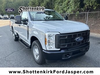 2026 Ford F-350 Super Duty XL's photo