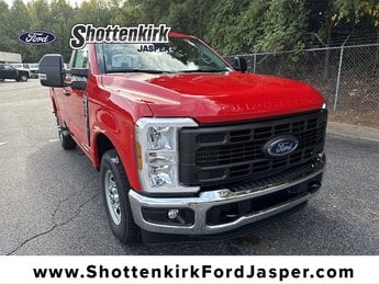 2026 Ford F-350 Super Duty XL's photo