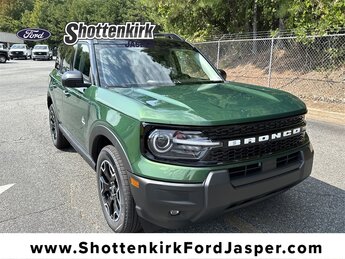 2025 Ford Bronco Sport Outer Banks's photo