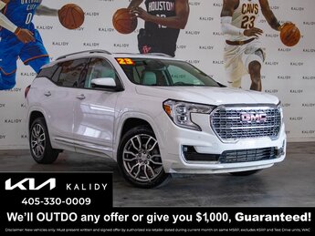 2023 GMC Terrain Denali's photo