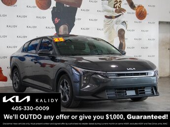 2025 Kia K4 LXS's photo