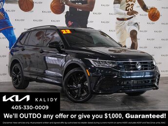 2023 Volkswagen Tiguan SE R-LINE BLACK