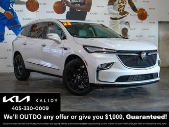 2023 Buick Enclave Essence's photo