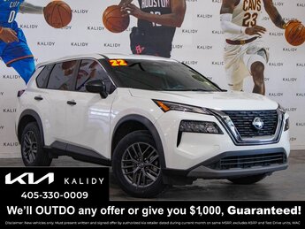 2022 Nissan Rogue S's photo