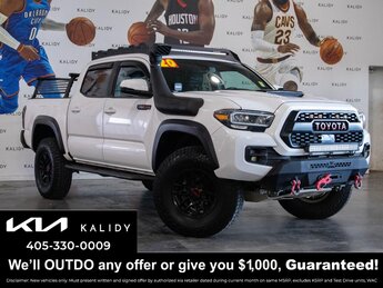 2020 Toyota Tacoma TRD Pro's photo