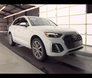 2022 Audi SQ5 Premium Plus's photo