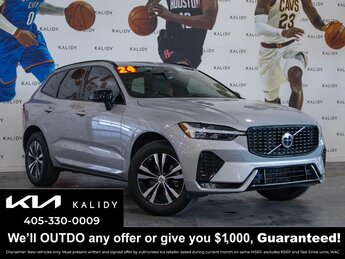 2024 Volvo XC60 Core's photo