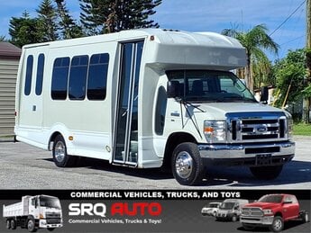 2013 Oxford White Ford E450 14 Passenger Shuttle Bus w/Wheelchair Automatic Bus 8 Cylinder Engine RWD 2 Door