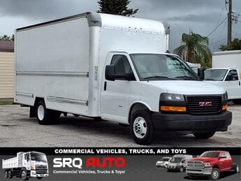 2020 Summit White GMC Savana 3500 16' Box Van w/Ramp 2 Door 8 Cylinder Engine RWD