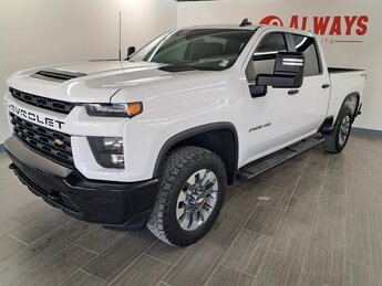 2023 Chevrolet Silverado 2500HD Custom 4X4 6.6L V8 Engine 4 Door
