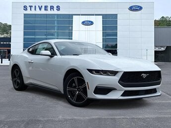 2025 Oxford White Ford Mustang EcoBoost EcoBoost 2.3L I4 GTDi DOHC Turbocharged VCT Engine Automatic RWD Coupe