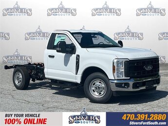 2025 Ford Super Duty F-250 SRW XL RWD 6.8L V8 Engine 2 Door