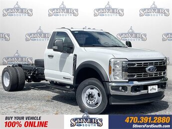 2025 Oxford White Ford F-600SD Truck 4X4 Automatic