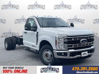 2025 Oxford White Ford Super Duty F-350 DRW XL RWD Power Stroke 6.7L V8 DI 32V OHV Turbodiesel Engine Automatic Truck 2 Door