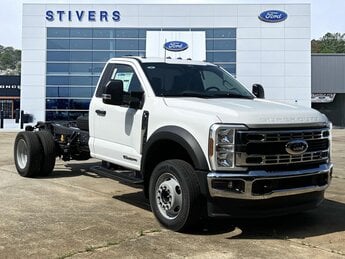 2024 Ford Super Duty F-450 DRW XL Truck RWD 2 Door Power Stroke 6.7L V8 DI 32V OHV Turbodiesel Engine Automatic