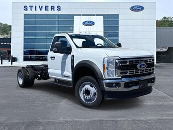 2025 Ford Super Duty F-450 DRW XL Truck Automatic 2 Door