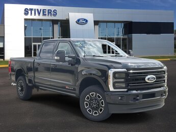 2025 Agate Black Metallic Ford Super Duty F-250 SRW Platinum Automatic 6.7L High Output Power Stroke V8 Diesel Engine Truck 4X4